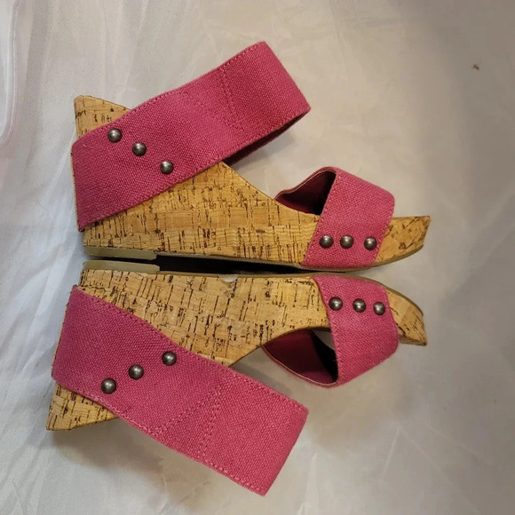 Pink canvas wedge - Picture 9 of 10